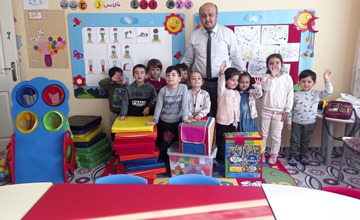Hayırsever vatandaş 4-6 yaş Kuran kursuna oyuncak bağışında bulundu