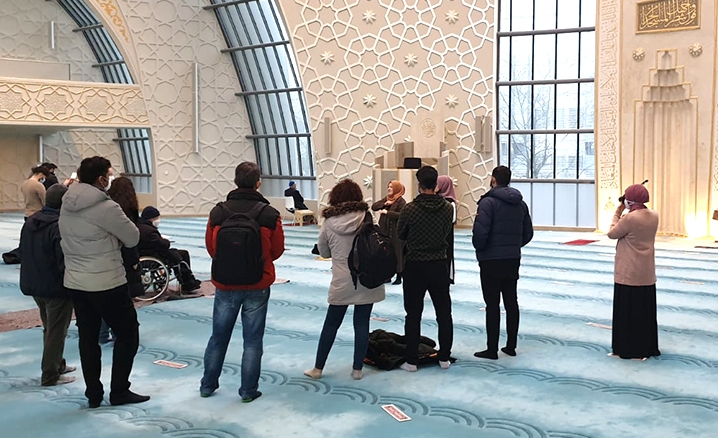 Almanyada Dünya Engelliler Günü nedeniyle “Engelsiz Cami Rehberliği” etkinliği düzenlendi