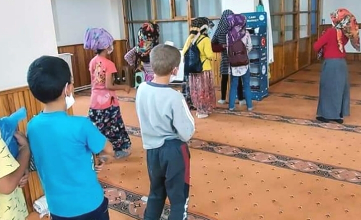 Osmancıkta Cami Çocuk Market açıldı
