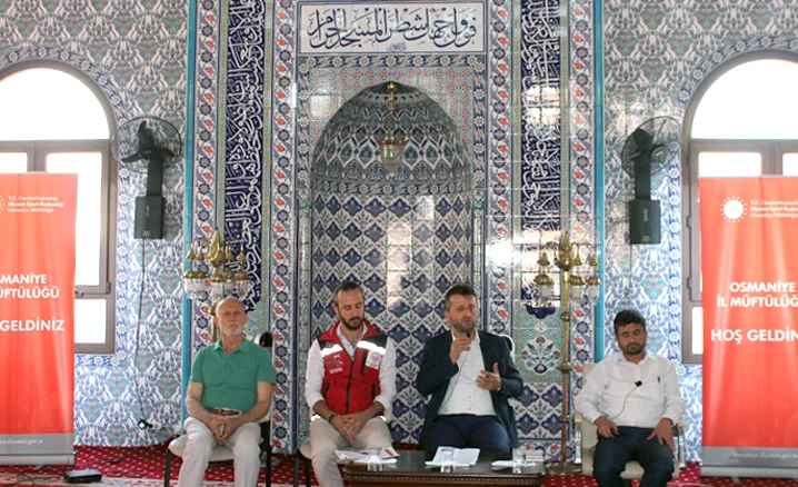 Osmaniye’de ‘Bir Yetime Aile Olmak’ konulu panel düzenlendi