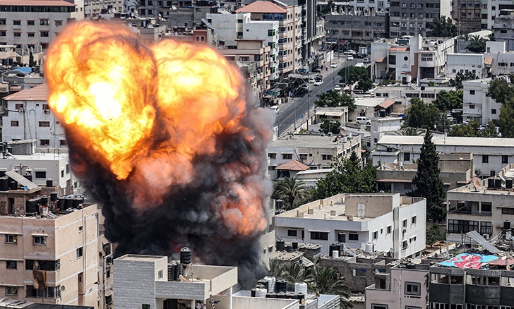 İşgalcilerin Gazze’ye yönelik hava saldırıları